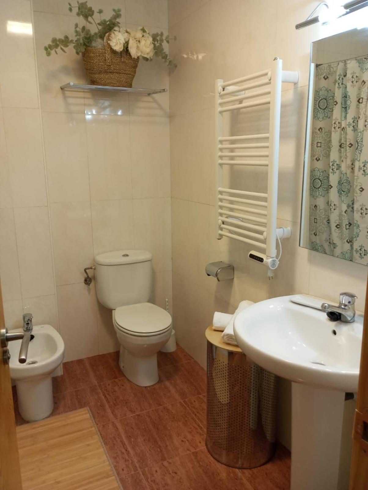 Apartamento Atico La Flor Del Sol Canfranc Exterior foto